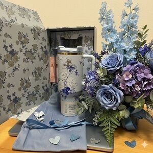 Stanley x LoveShackFancy Quencher 40oz – Limited Edition, New